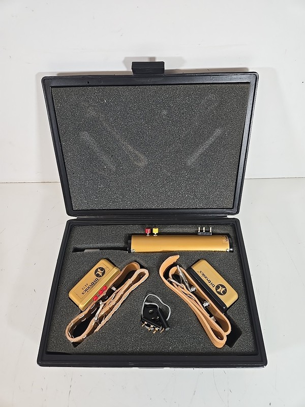 Tri-Tronics Model  A1-80/LR remote Dog Training Shock Collar Kit 