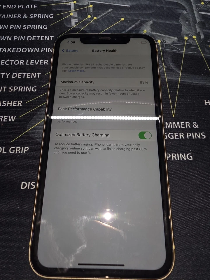 Apple iPhone XR - 64 GB - Yellow (Sprint) 88% Battery - Image 2 of 3