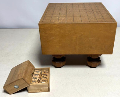 Vintage Japanese Chess Shogi Wooden Board 13.5×12.4×H10.2in With Koma Peices FS
