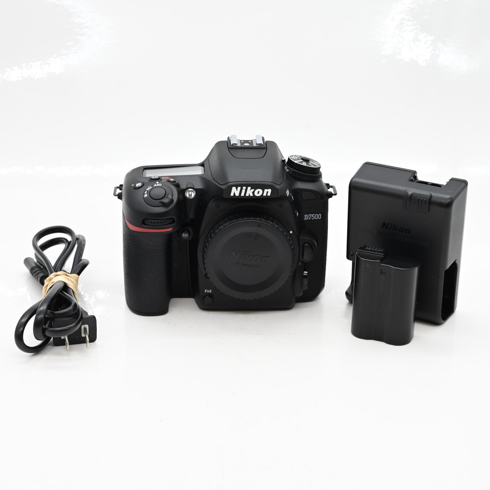 Nikon D7500 20.9MP Digital SLR Camera Body #608