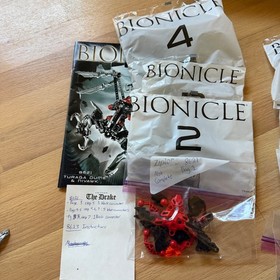 LEGO Bionicle: Ultimate Dume 10202 W/MASK & Krekka 8623 --Incomplete (see notes)