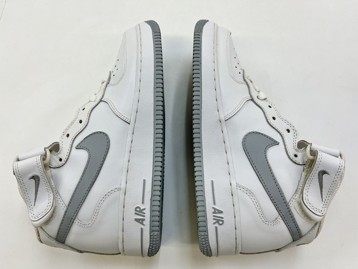 靴 NIKE W AIR FORCE 1 SILVER WHITE 25cm Nike Air Force 1 '07 Essential White Metallic Silver W | eBay