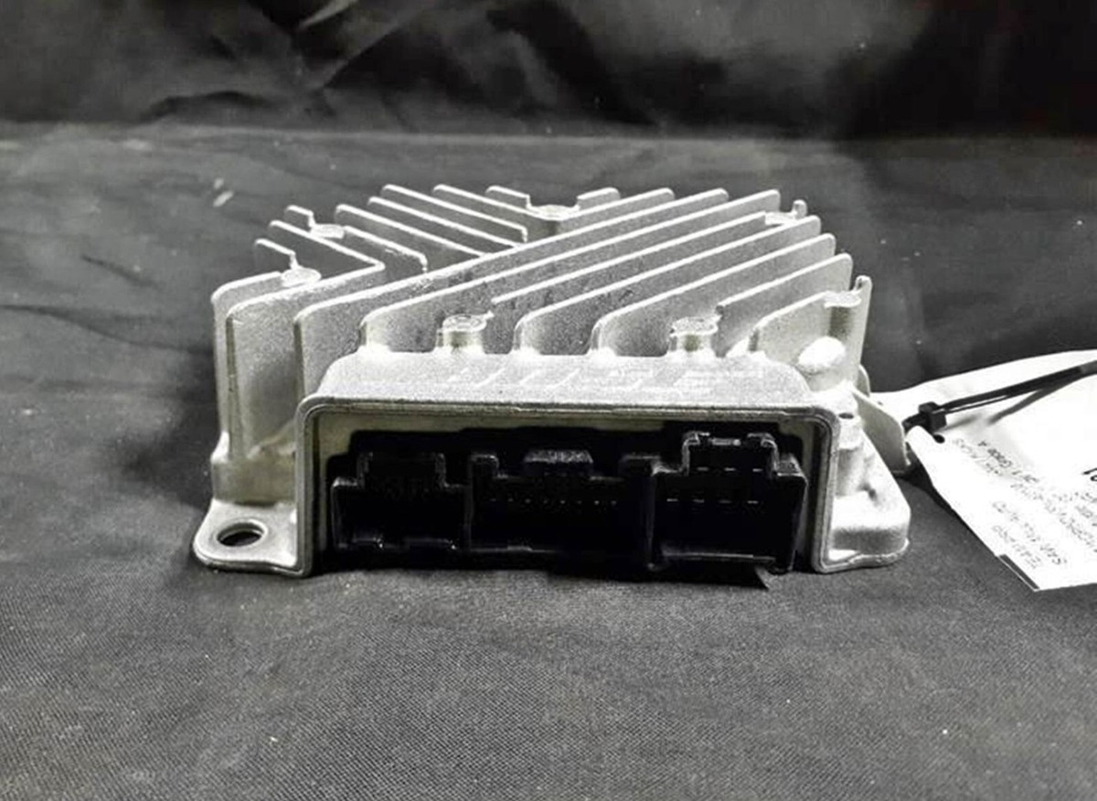 2018-2023 Nissan Kicks SR Bose Radio Amplifier Amp | eBay