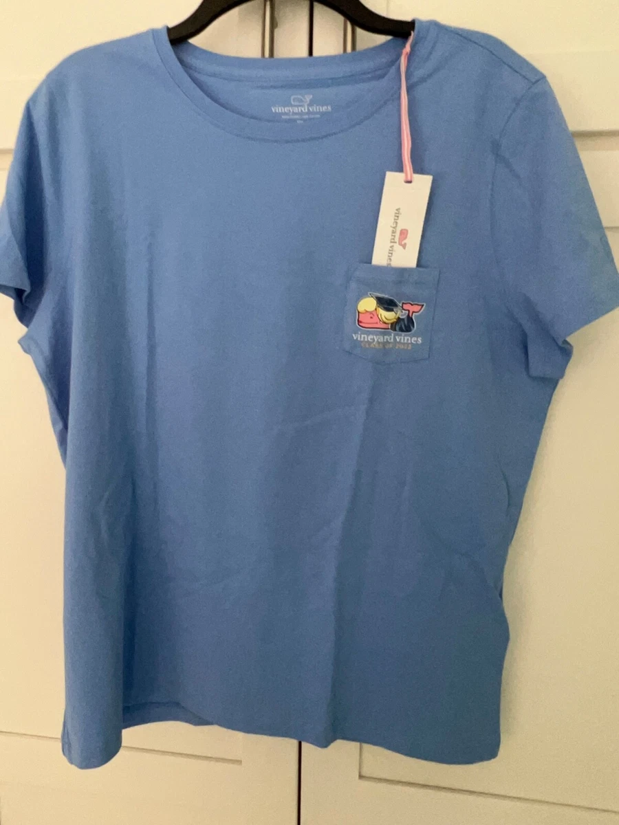 Vineyard vines top graduation shirt