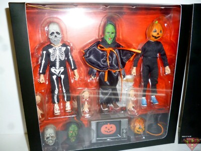 NECA Halloween 3: Season of the Witch Set di action figure vestite in scala, 20,3 cm