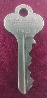 Vintage Key Eagle Lock Corp Terryville CT Marked ''PYCLB'' Appx 2'' Doors