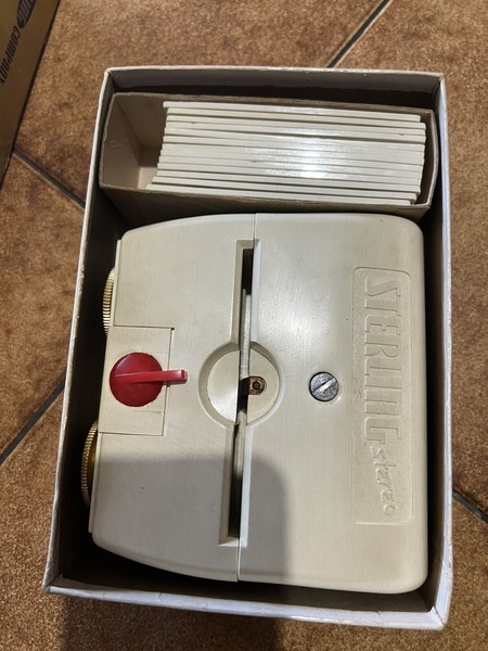 Antiguo proyector Sterling