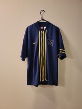 Vintage NIKE Michigan Wolverines Full Zip Short Sleeve Warmup Size XL