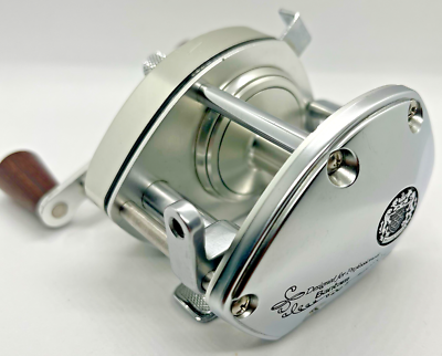 Shimano Bantam Castatic CA-200 ベイトリール Shimano Bantam 200 Designed for Professionals Baitcast Reel