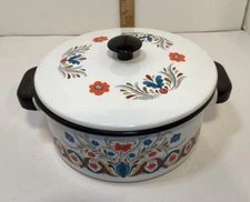 Vintage BERGGREN Swedish Design Small Covered Pot Pan Enamel Ware Rosemaling