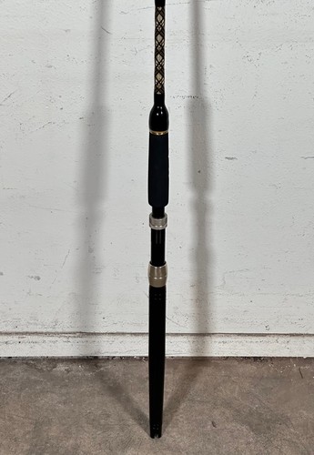 Fin-Nor AHAB IGFA 12 lb Class Fishing Pole 82 Inches Length - Picture 9 of 11