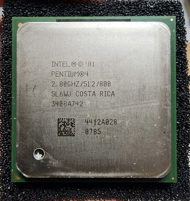 Intel Pentium 4 2.8 GHz (RK80532PE072512) Processor