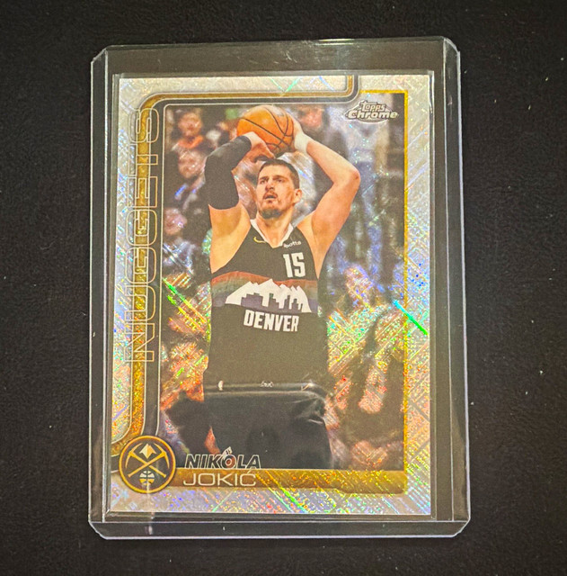 Topps Chrome skylight refractor Nikola Jokić fanatics exclusive