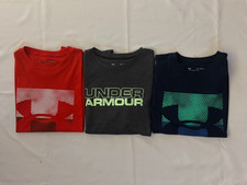 LOT OF 3 BOYS UNDER ARMOUR S/S SHIRTS, RED/GREY/NAVY, SIZE YOUTH X-LARGE