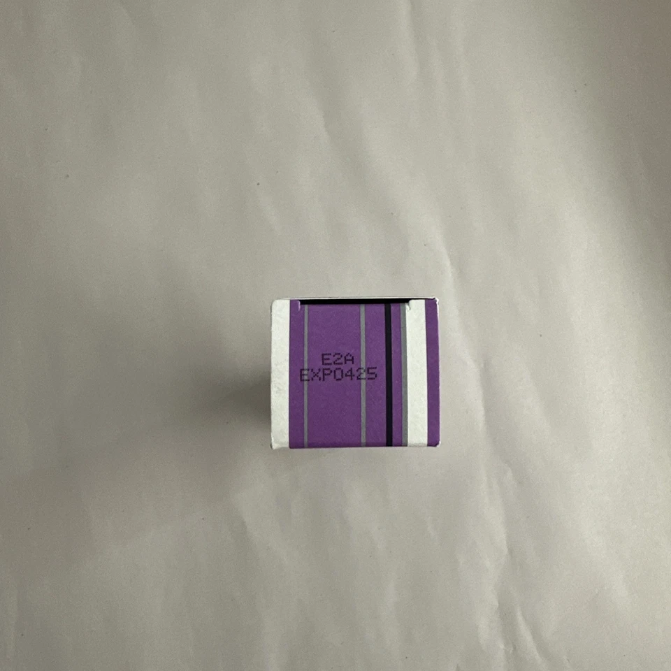 Chantecaille Just Skin Tinted Moisturizer SPF 15 Bliss 1.7oz CLEARANCE 04/25 EXP - Image 4 of 4