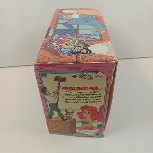 Pequeños libros dorados de Disney Tiny Theatre con figura de Mickey Mouse 10 libros - Imagen 7 de 7