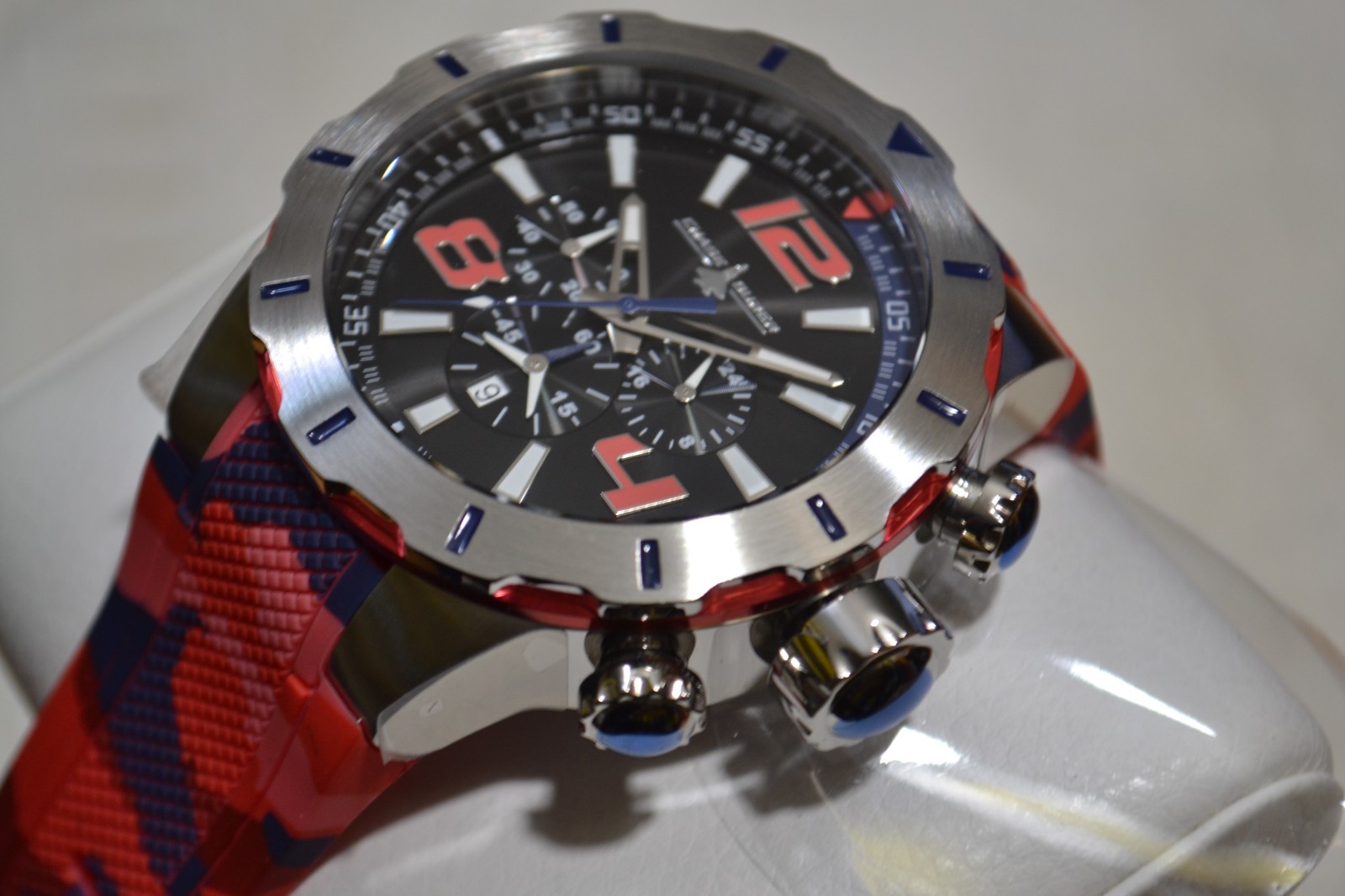 NEW 52mm CHASE DURER URBAN LEGION RED BLACK & SILVER CDW-0110 WATCH FROM INVICTA