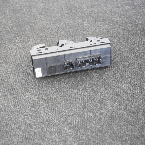 NISSAN JUKE F15 Front Right Window Control Switch Unit RHD 254011KK5E 2017 - Photo 2/6