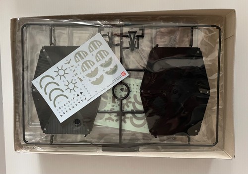 BAN DAI STAR WARS * TIE FIGHTER * 1/72 SCALE PLASTIC MODEL KIT BRAND NEW - Picture 3 of 9