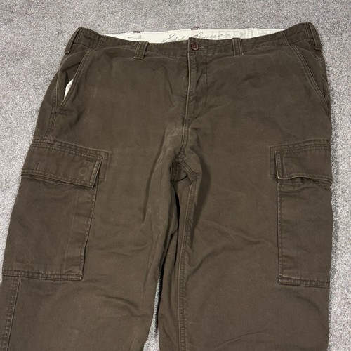 Eddie Bauer Pants Men 38 32 Brown Straight Cargo Lined Warm Winter Hike Pockets - Picture 3 of 11
