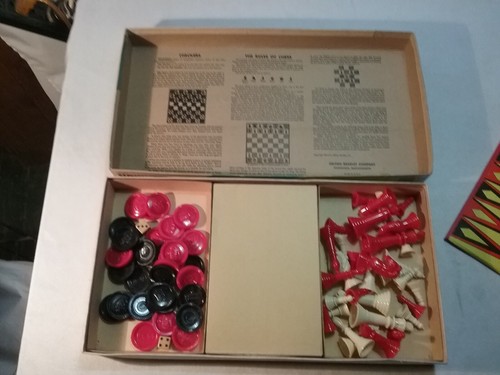 Vintage 1958 Milton Bradley Chess Checkers Acey-Ducey Backgammon Complete - Picture 5 of 11