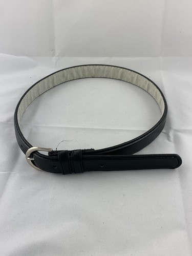 Kids Genuine Leather Belt. Uniform Colors. Size Medium (34-36). Lot of 4 - Picture 11 of 12