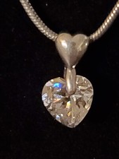 925 STERLING SILVER AND CUBIC ZIRCONIA HEART NECKLACE