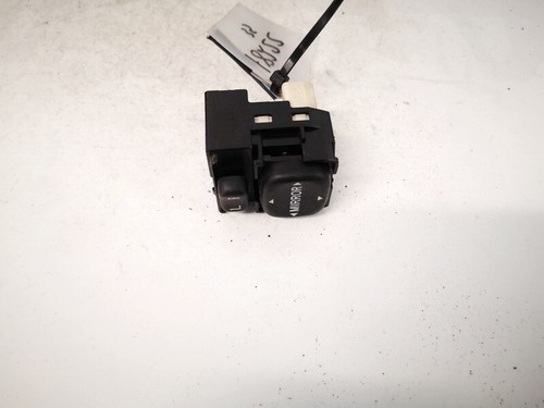 Toyota Yaris 2007 Wing mirror control switch (Exterior Mirror Swit #1679105-94