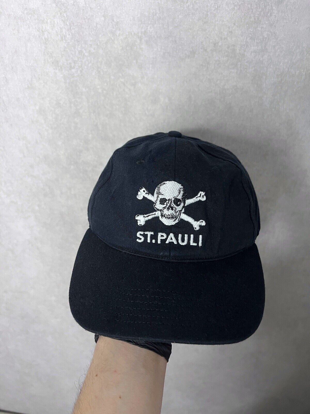 Picture 1 of 6