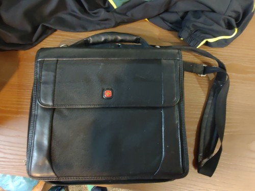 Swiss Army Wenger Gear Laptop Notebook 
