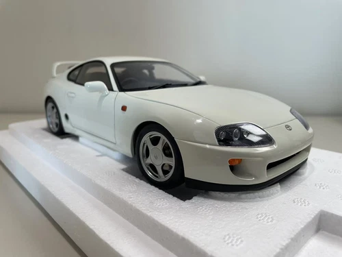 LCD 1:18 TOYOTA SUPRA A80 MK4 bianco pressofuso con licenza nuovo - Foto 2 di 19