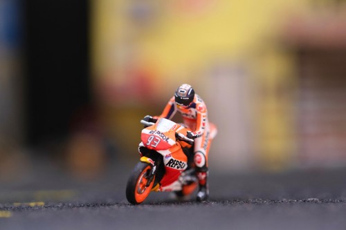 Miniature Figure Moto GP Superbike H0 1/87 or Scale 1/64 Hotwheels - Picture 18 of 24