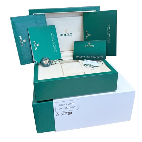FEBRUARY 2025 PAPERS Rolex GMT-Master II BRUCE WAYNE Oyster 126710GRNR Watch BOX - Picture 2 of 3
