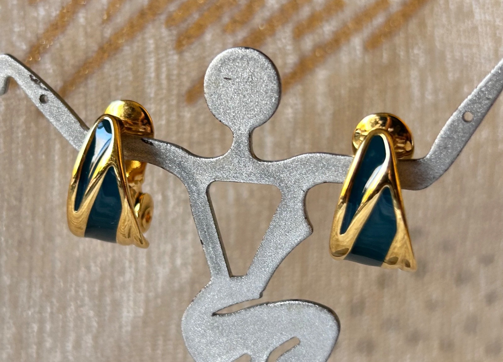 vtg monet gold tone teal enamel clip on earrings