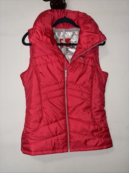 PUMA Sport Lifestyle Pink Puffer Vest Size M EUC Quilted Sleeveless Jacket Light
