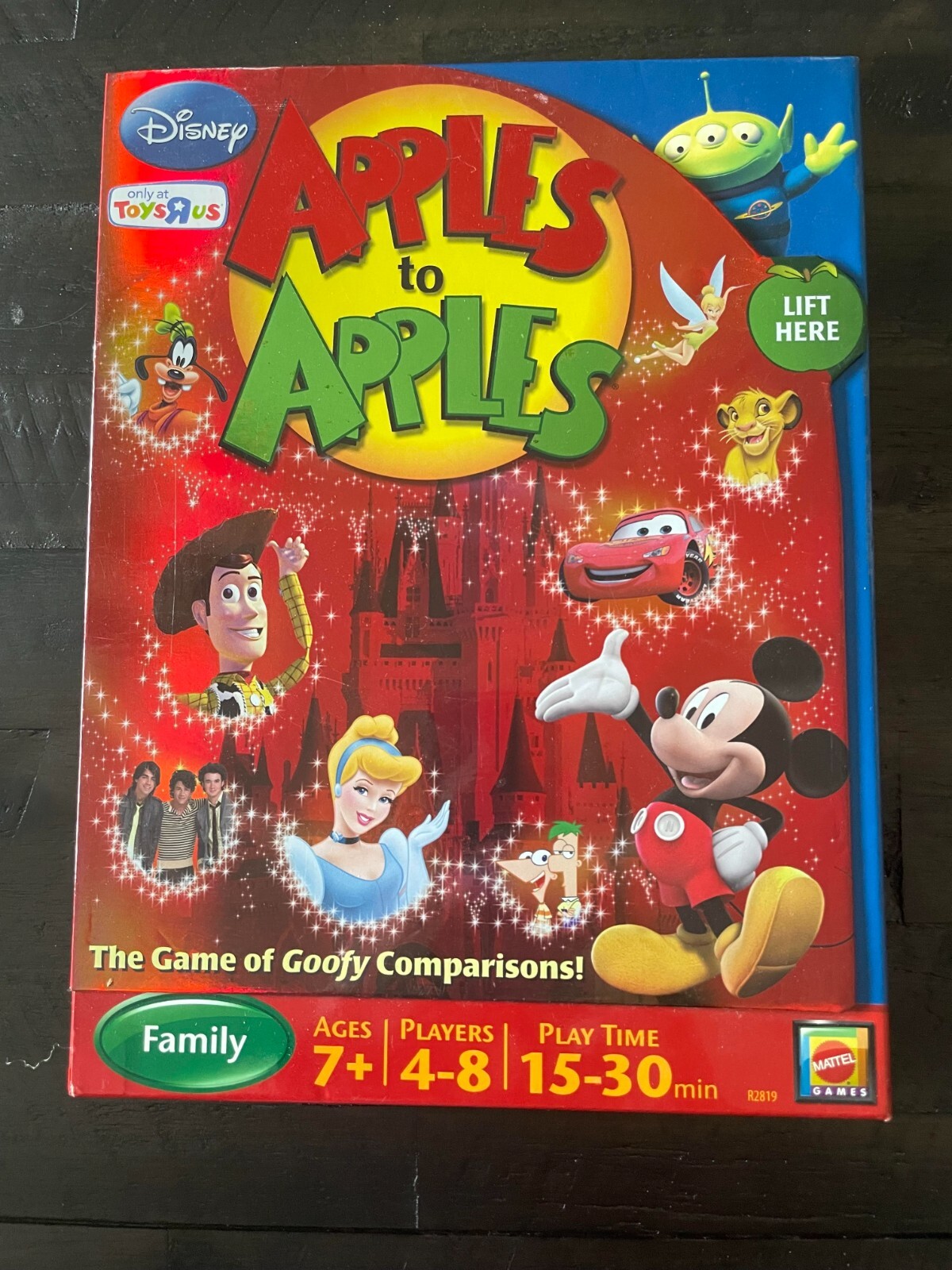Mattel Games Disney Apples to Apples Family Card Game Ages 7+ Used-image
