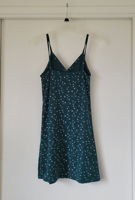 green emerald velvet dress One Clothing Women's Size S Green Dress – Off The Rack main image 0