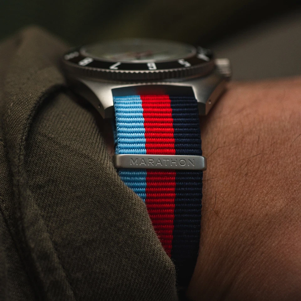 Correa/correa de reloj RCAF centenial parkerizada de acero inoxidable hebilla cuadrada de 20 mm Foto 4 de 4