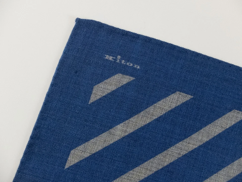 KITON Napoli Azul Gris Hecho a Mano Rayas Diagonales Lana Bolsillo Pañuelo Auténtico Foto 2 de 4