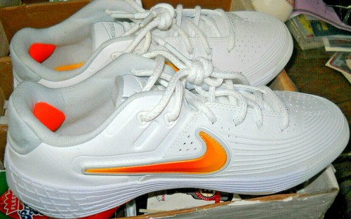 MIKE TROUT WOMEN'S SIZE 8+1/2 SOFTBALL 