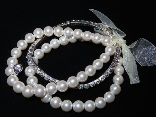 New RMN Rhinestone & Faux Pearl Bead Stretch Bracelet Set - Imagen 2 de 4