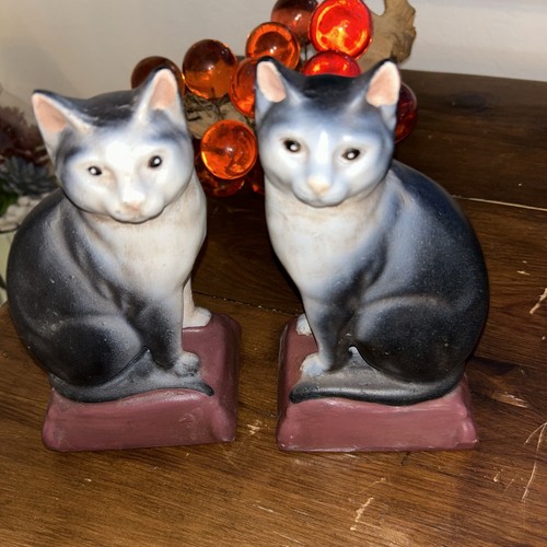 Antique Cats 8 Inches Set of 2 Bookend Style - Picture 2 of 6