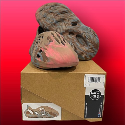 yeezy foam runner size 10