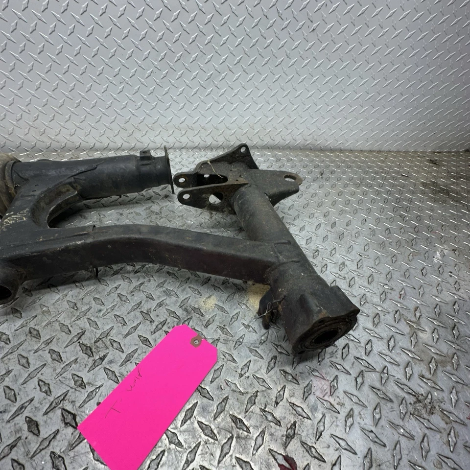 92-00 YAMAHA TIMBERWOLF 250 1997 YAMAHA OEM BASCULANTE TRASERO SUSPENSIÓN TRASERA OSCILANTE Foto 3 de 4