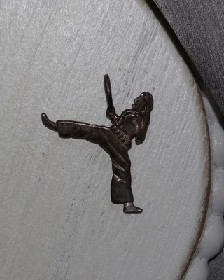 Karate Sterling Silver Pendant 1.40G / 1.1in - Image 1 of 3