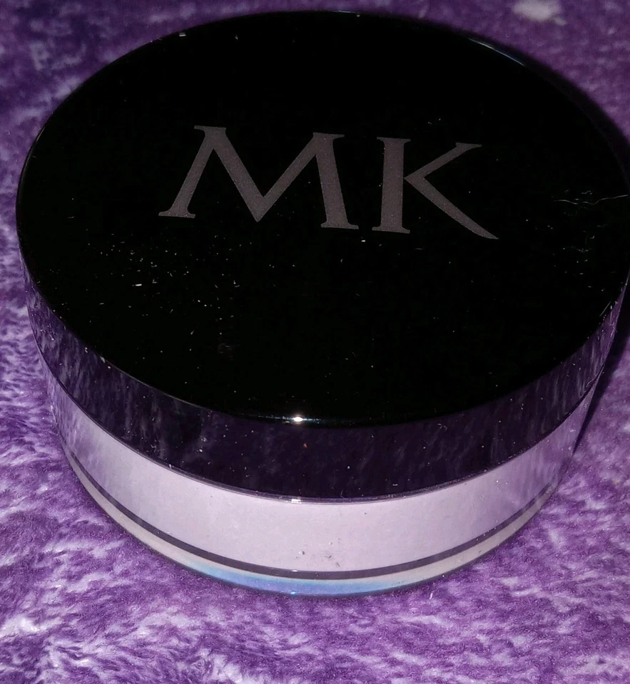 New In Box Mary Kay Translucent Loose Powder Full Size - Image 2 of 3