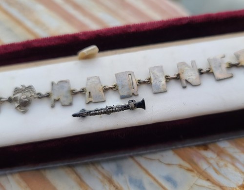 De colección Segunda Guerra Mundial Era Marines de Estados Unidos Plata Esterlina Sweetheart Pulsera Clarinete Prendedor Militar - Imagen 5 de 19