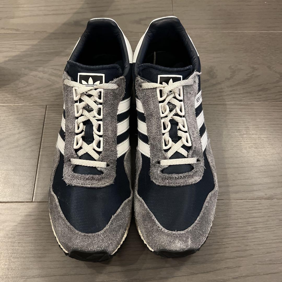 Adidas York Navy/Grey Sneakers Men’s US 9.0 27cm Used Adidas York Navy/Grey Sneakers Men’s US 9.0 27cm Used
