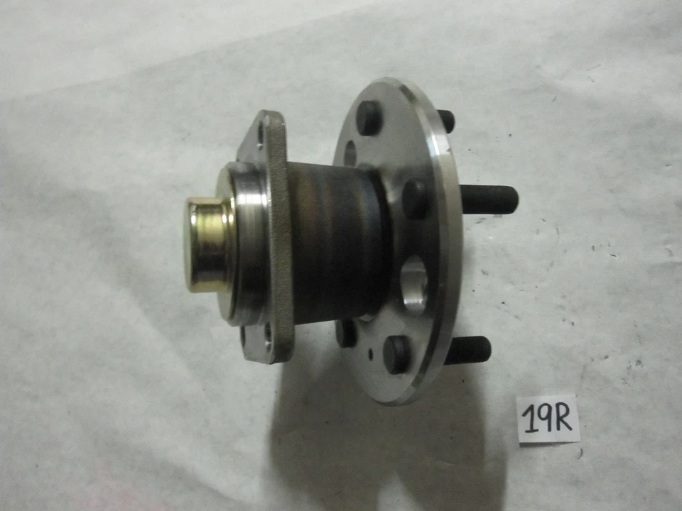 REAR one Wheel Bearing and Hub Assembly 7466902 - Image 2 of 4