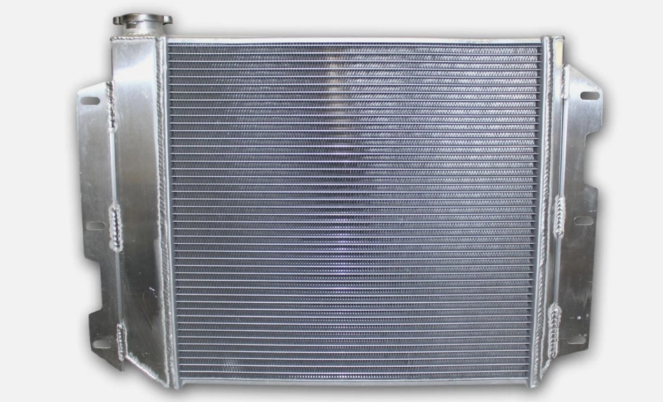 全新 3 行铝制散热器 适用于 1987 - 2006 吉普牧马人 TJ YJ 带雪佛兰 V8 交换 — 第 4/4 张图片